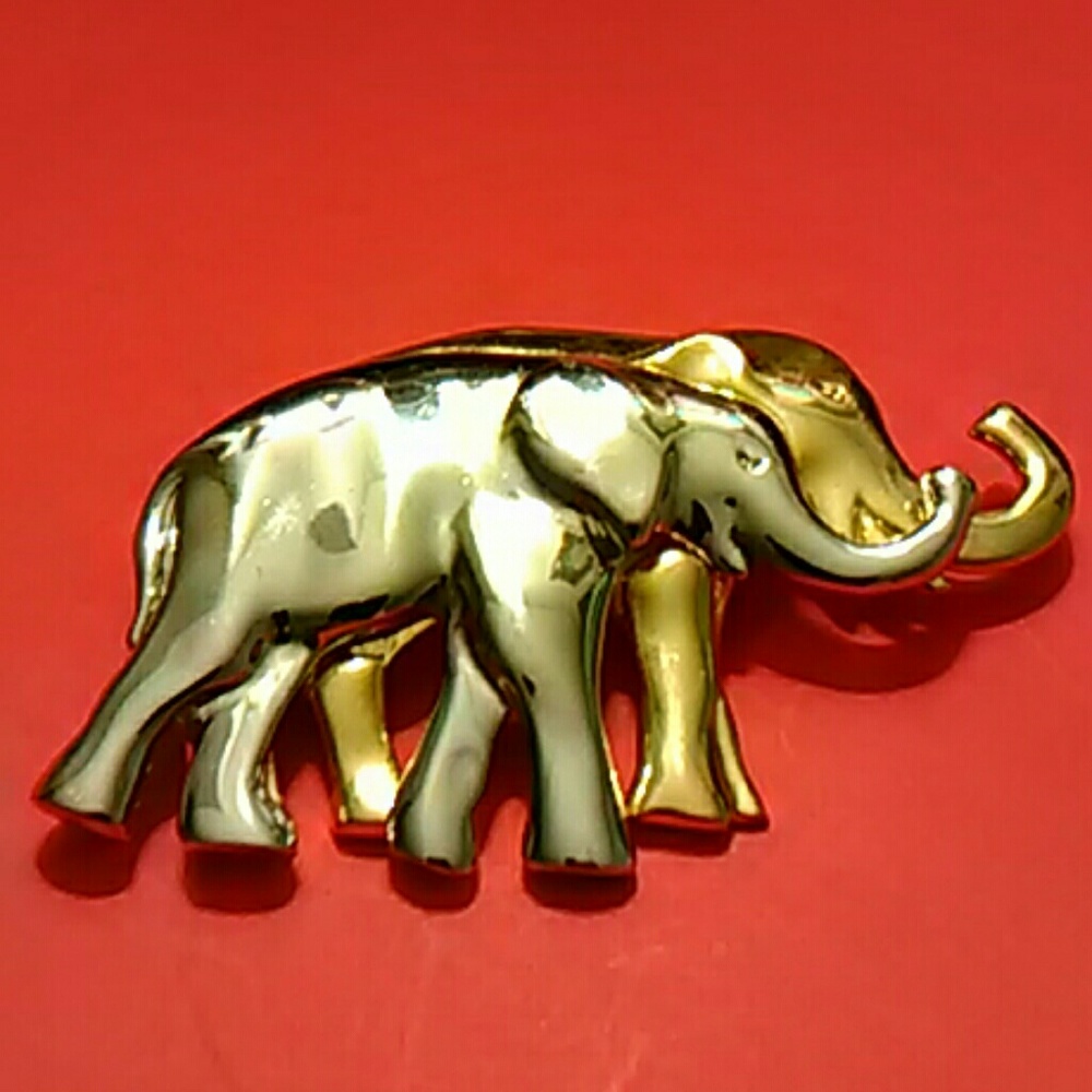 Double Elephant brooch gold/sterling silver